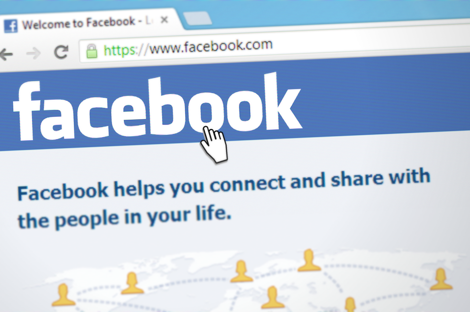 Parliamo delle regole di Facebook per la serena convivenza fra utenti